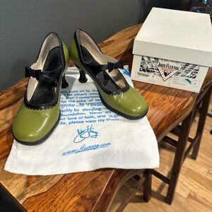 John Fluevog Women's Green Mary Jane Shoes